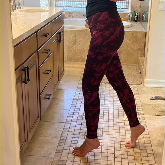 Lululemon Leggings - Picture 1 of 8